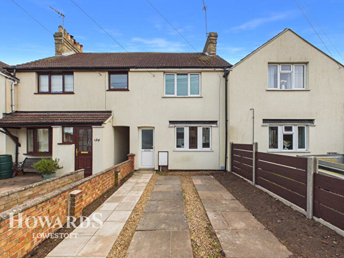 3 Bedroom Terraced House For Sale In The Avenue, Lowestoft, NR33