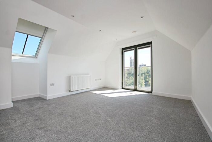 2 Bedroom Flat To Rent In Chandlers House - Wapping Warf, BS1