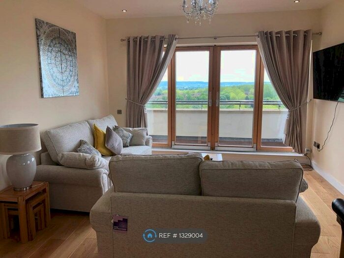 2 Bedroom Flat To Rent In Huntley Crescent, Milton Keynes, MK9