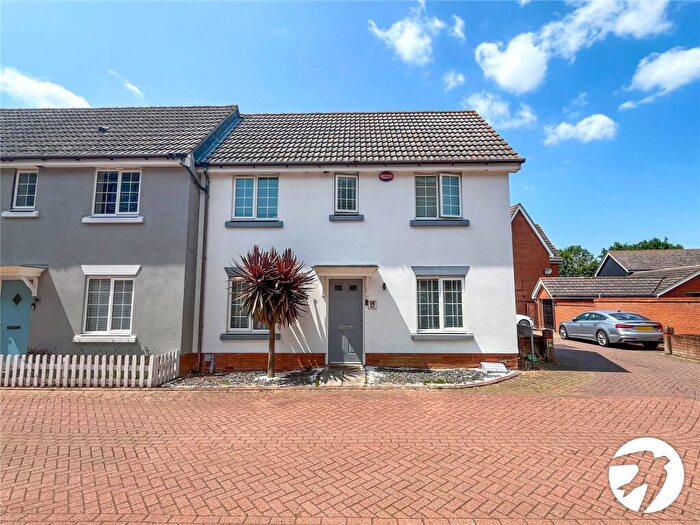 3 Bedroom Semi-Detached House For Sale In Bismuth Drive, Sittingbourne, ME10