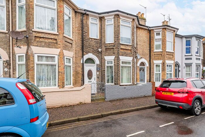 4 Bedroom Terraced House For Sale In Princes Road, Great Yarmouth, NR30