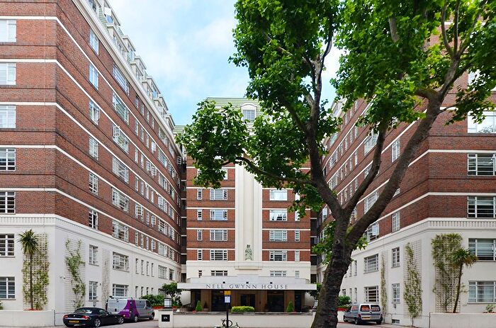 1 Bedroom Flat To Rent In Sloane Avenue, Chelsea, London, SW3