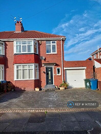 3 Bedroom Semi-Detached House To Rent In Stanley Grove, Newcastle Upon Tyne, NE7