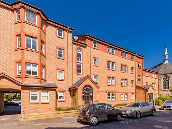 2 Bedroom Flat To Rent In Orwell Terrace, Dalry, Edinburgh, EH11