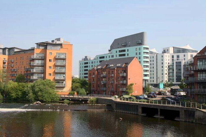 2 Bedroom Apartment To Rent In Turlow Court, Leeds, LS9