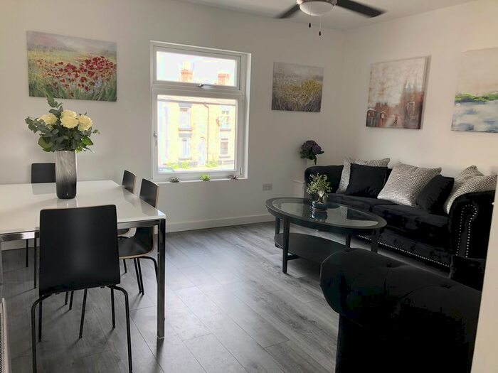 1 Bedroom Flat To Rent In London Road, Hazel Grove, Stockport, SK7