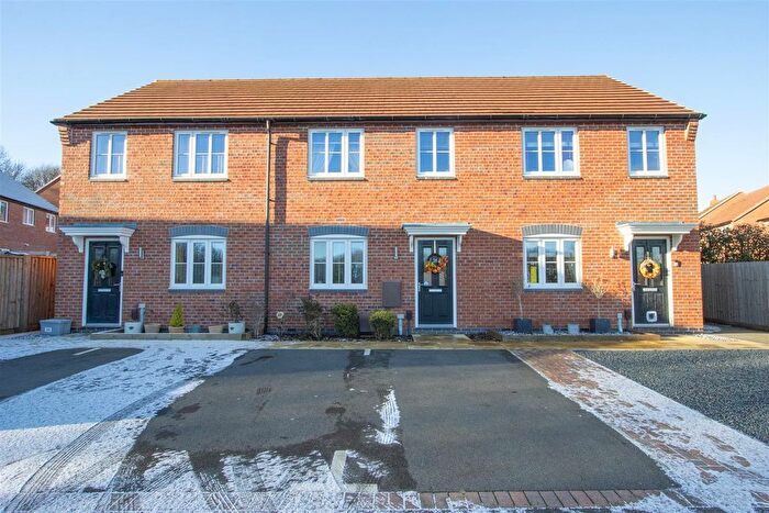 3 Bedroom Terraced House For Sale In Emes Road, Wingerworth, Chesterfield, S42