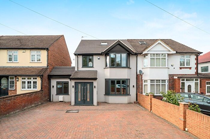 5 Bedroom Semi-Detached House For Sale In Swakeleys Road, Ickenham, UB10