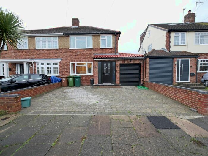 3 Bedroom Semi-Detached House To Rent In Gilmore Crescent, Ashford, TW15