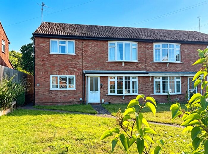 2 Bedroom Apartment For Sale In Churchill Road, Welton, Northants, NN11