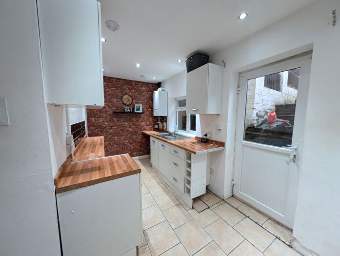 3 Bedroom Terraced House To Rent In Glanlay Street, Mountain Ash, CF45