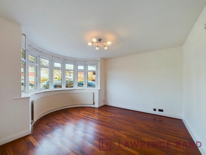 4 Bedroom Property To Rent In Malvern Avenue, Harrow, HA2