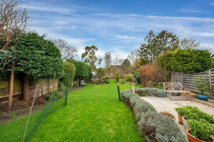 3 Bedroom Bungalow For Sale In Forest Approach, Kings Cliffe, Stamford, PE8