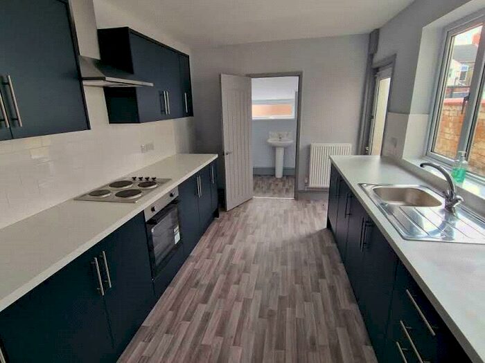 3 Bedroom Terraced House To Rent In Durban Road, Grimsby, DN32