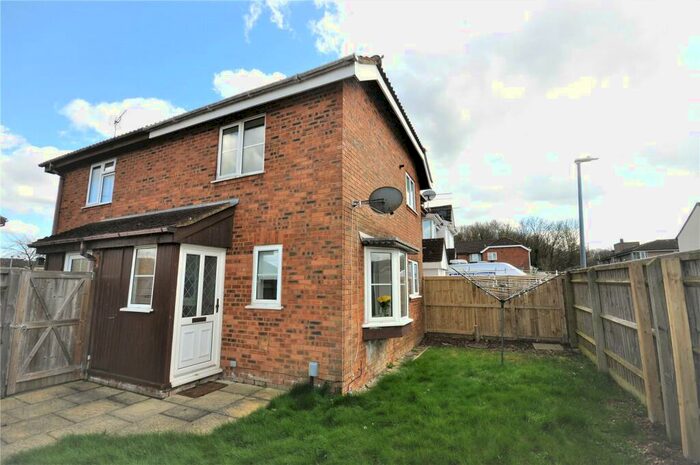 1 Bedroom Terraced House To Rent In Kimbolton Close, Freshbrook, Swindon, Wiltshire, SN5