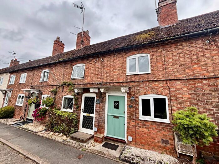1 Bedroom Cottage To Rent In Pigeon Green, Snitterfield, CV37