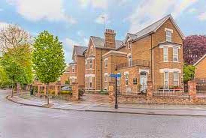 Studio To Rent In Kew Gardens Road, Richmond, TW9