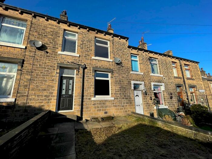 2 Bedroom Terraced House To Rent In Francis Avenue, Milnsbridge, Huddersfield HD3