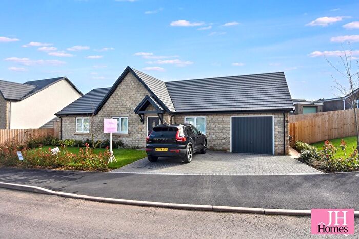3 Bedroom Detached Bungalow For Sale In Brent Avenue, Dalton-in-Furness, Cumbria, LA15