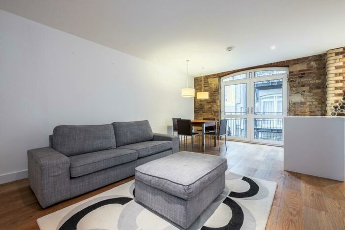 2 Bedroom Apartment To Rent In High Timber Street, Epc:C, EC4