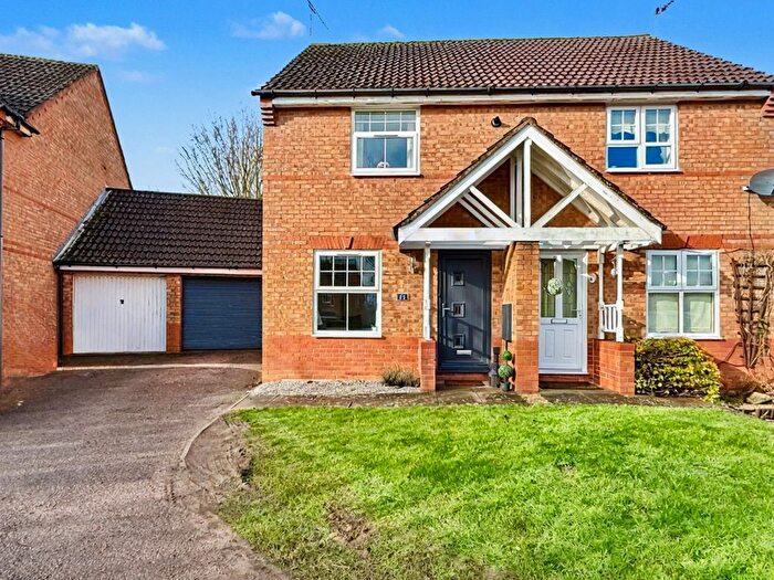 2 Bedroom Semi-detached House For Sale In Stanley Way, Daventry, NN11