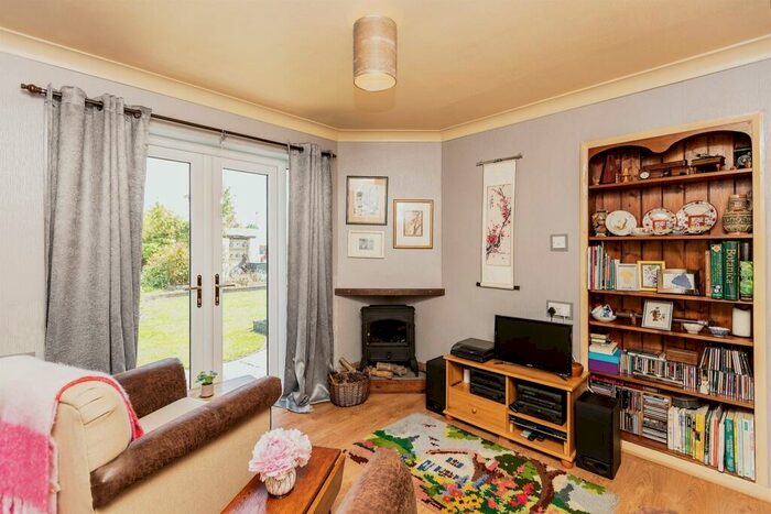 4 Bedroom Detached House For Sale In Vicar Lane, Eastrington, Goole, DN14