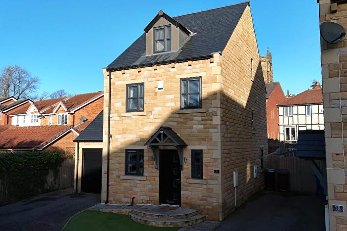 4 Bedroom Detached House For Sale In Cherry Tree Grove, Royston, Barnsley, S71