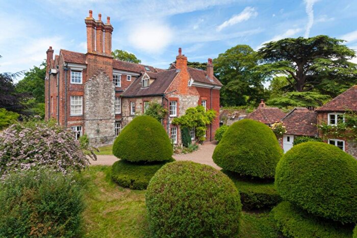 10 Bedroom Detached House For Sale In Sandling, Maidstone, Kent, ME14