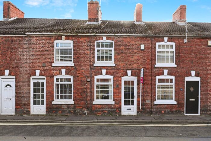 2 Bedroom Terraced House For Sale In Canal Road, Worksop, S80