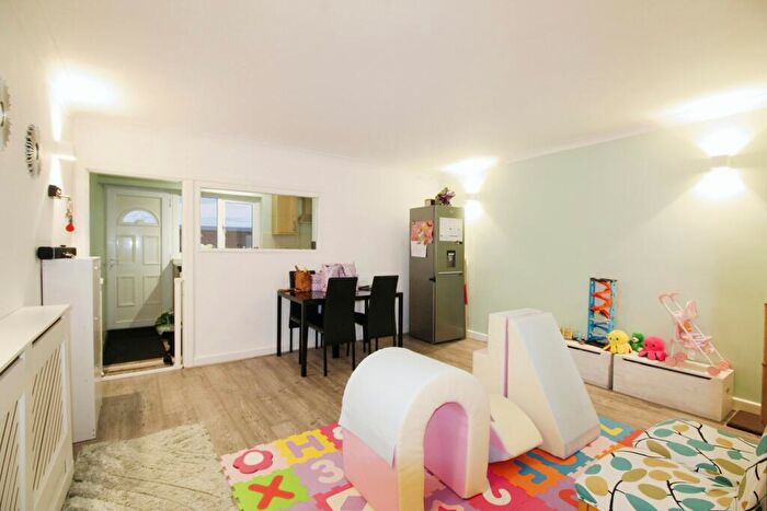 2 Bedroom Terraced House For Sale In Chorley Road, Bolton, BL5