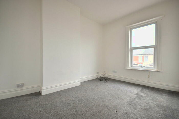 2 Bedroom Flat To Rent In Egerton Road, Blackpool, FY1