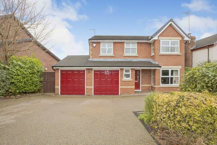 4 Bedroom Detached House For Sale In Kittiwake Road, Heapey, Chorley, Lancashire PR6