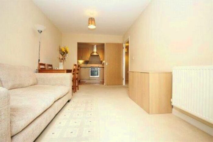 2 Bedroom Flat To Rent In Worton Road, Isleworth, TW7