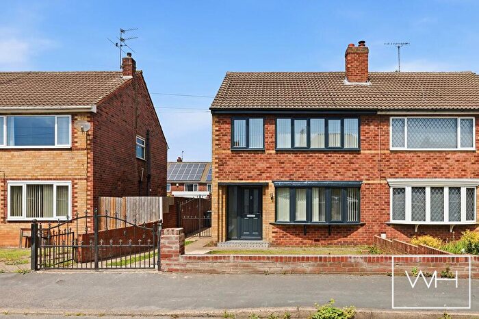 3 Bedroom Semi-Detached House For Sale In Glastonbury Gate, Scawsby, DN5