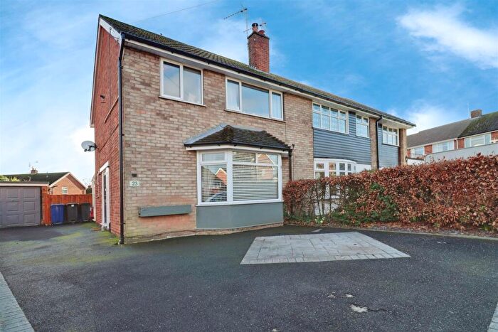 3 Bedroom Semi Detached House For Sale In Cardington Close, ST5