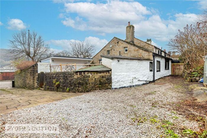 2 Bedroom Bungalow For Sale In Halifax Road, Todmorden, West Yorkshire, OL14
