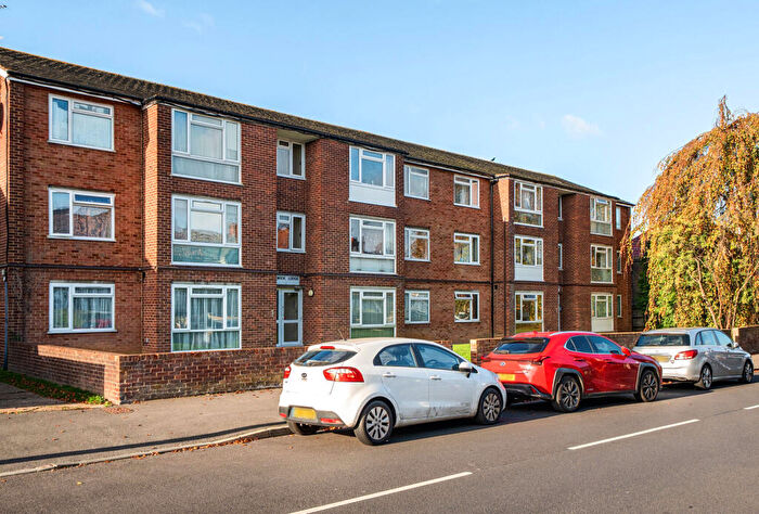 2 Bedroom Apartment For Sale In Flat Warwick Lodge, Gander Green Lane, Sutton, Surrey, SM1