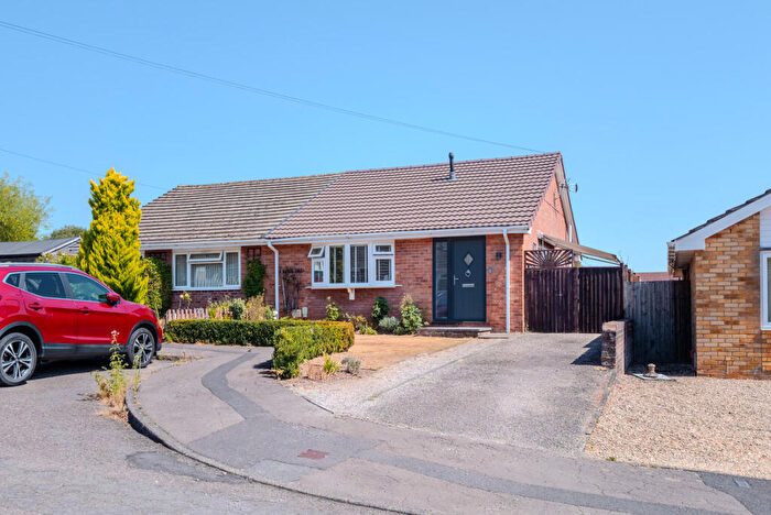2 Bedroom Bungalow For Sale In Wyebank View, Chepstow, NP16