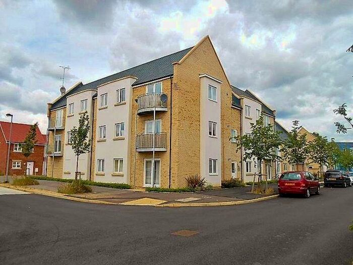 2 Bedroom Flat To Rent In Stanley Avenue Orchard Park, Cambridge, CB4