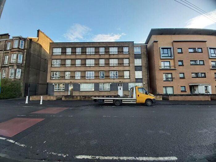 2 Bedroom Apartment To Rent In Wellshot Road, Tollcross, G32