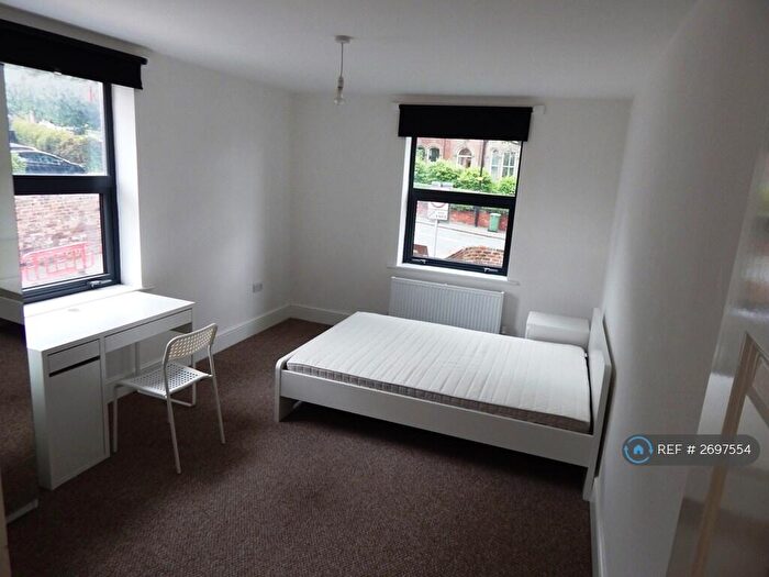 2 Bedroom Flat To Rent In Clarendon Road, Leed, LS2