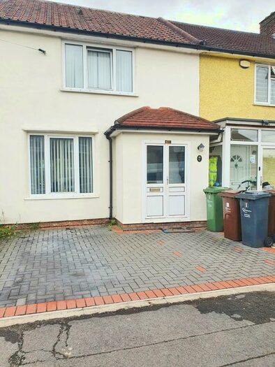 2 Bedroom Terraced House To Rent In Keppel Road, Dagenham RM9