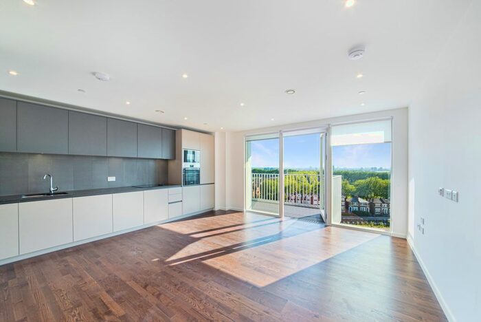 1 Bedroom Flat To Rent In Kingwood Apartments, Deptford Landings, Waterline Way, Deptford, London, SE8