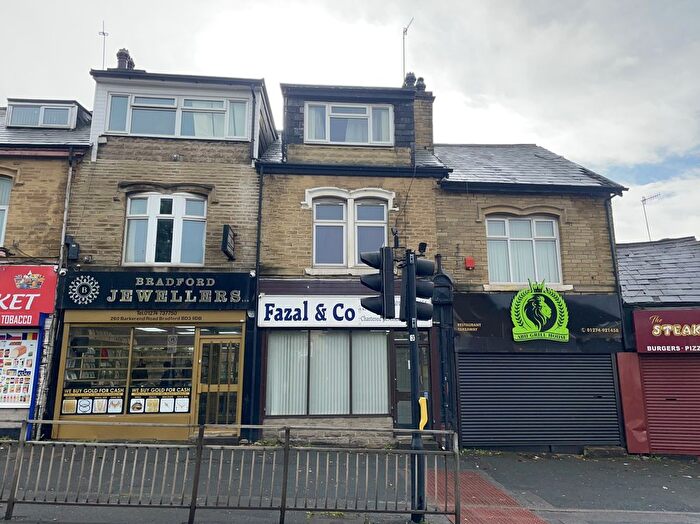 2 Bedroom Flat To Rent In Barkerend Road, Barkerend, West Yorkshire, BD3