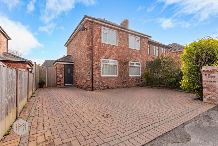 4 Bedroom Semi-detached House For Sale In Oak Street, Croft, Warrington, Cheshire, WA3