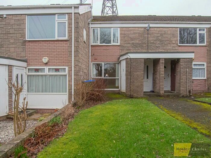 1 Bedroom Ground Maisonette To Rent In Ascot Walk, Oldbury, B69