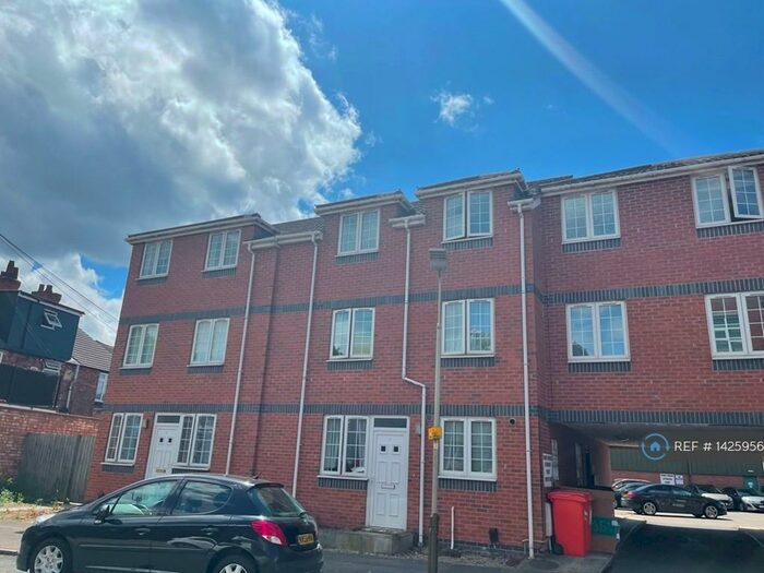 2 Bedroom Flat To Rent In Dartford Road, Leicester, LE2
