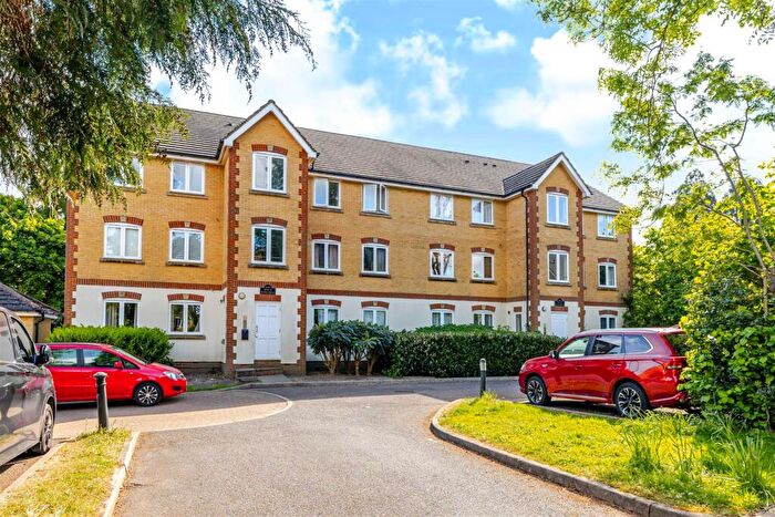 2 Bedroom Apartment To Rent In Bunce Drive, Caterham, CR3