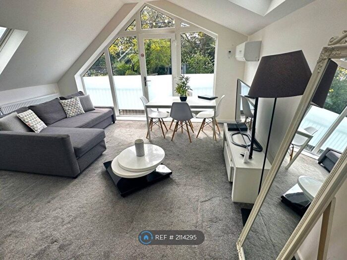 1 Bedroom Flat To Rent In Bicester Road, Kidlington, OX5