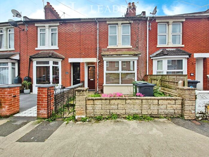 1 Bedroom House To Rent In The Crescent, SO50